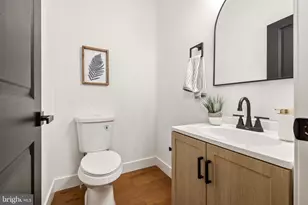 1220 N Eden St, Baltimore, MD 21213 - Photo 11