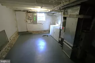 26 S Potomac St, Baltimore, MD 21224 - Photo 21