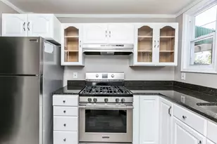 3233 Kentucky Ave, Baltimore, MD 21213 - Photo 9