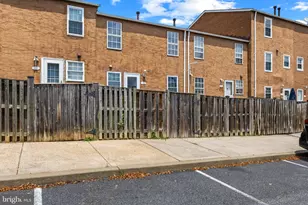 1225 E Chase St, Baltimore, MD 21202 - Photo 37