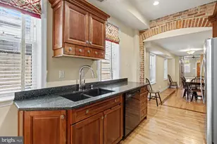 2048 Bank St, Baltimore, MD 21231 - Photo 19