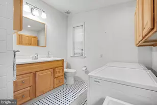 2048 Bank St, Baltimore, MD 21231 - Photo 21