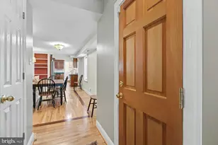 2048 Bank St, Baltimore, MD 21231 - Photo 11