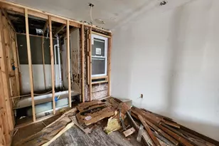 2932 Greenmount Ave, Baltimore, MD 21218 - Photo 15