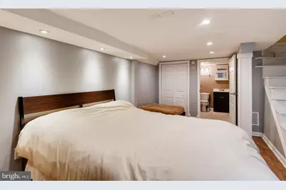 2014 Bank Street, Baltimore, MD 21231 - Photo 13