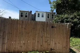 2421 Brentwood Ave, Baltimore, MD 21218 - Photo 5