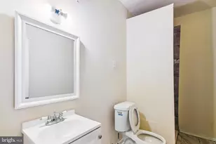 2319 W Lafayette Ave, Baltimore, MD 21216 - Photo 15