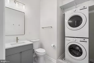 1723 E Lombard St, Baltimore, MD 21231 - Photo 11