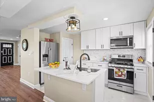 4728 Parkside Dr, Baltimore, MD 21206 - Photo 13