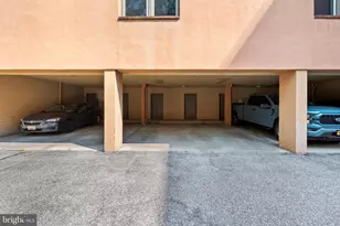 123 W Barre Street W, Baltimore, MD 21201 - Photo 21