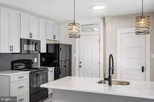3408 W Forest Park Ave, Baltimore, MD 21216 - Photo 9