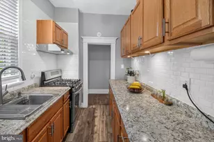 2427 Linden Ave, Baltimore, MD 21217 - Photo 15