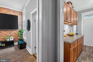 2427 Linden Ave, Baltimore, MD 21217 - Photo 13