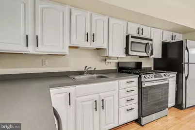 136 E Fort Avenue, Baltimore, MD 21230 - Photo 11
