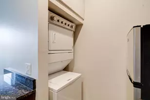847 Park Ave, Baltimore, MD 21201 - Photo 13