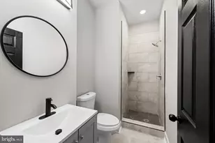 1006 N Mount St, Baltimore, MD 21217 - Photo 29