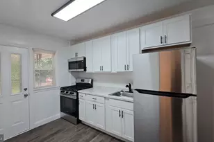 3820 Elkader Rd, Baltimore, MD 21218 - Photo 7