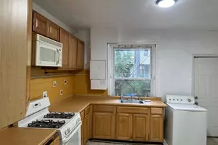 2019 Rayner Ave, Baltimore, MD 21217 - Photo 9