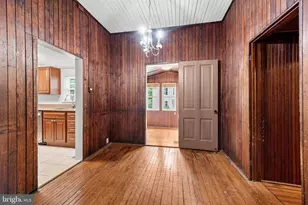 6204 Gernand Rd, Baltimore, MD 21209 - Photo 7