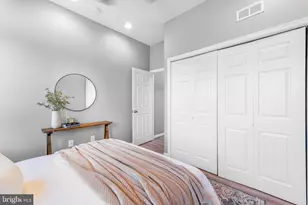 2806 E Fairmount Ave, Baltimore, MD 21224 - Photo 9