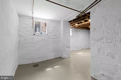 516 E 39th Street, Baltimore, MD 21218 - Photo 43