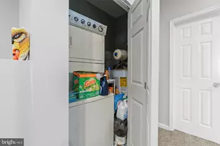1918 McCulloh St, Baltimore, MD 21217 - Photo 9