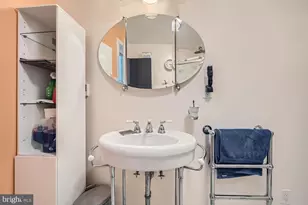 3436 University Pl, Baltimore, MD 21218 - Photo 17