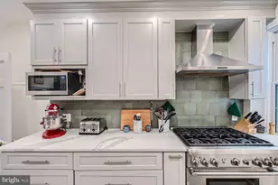 3436 University Pl, Baltimore, MD 21218 - Photo 3
