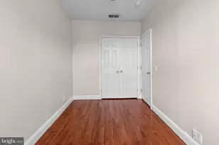 2127 W Mulberry St, Baltimore, MD 21223 - Photo 7