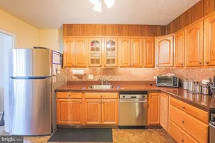 6210 Park Heights Ave, Baltimore, MD 21215 - Photo 17