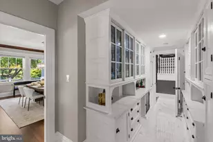 300 Goodwood Gardens, Baltimore, MD 21210 - Photo 13