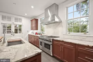 210 Northfield Pl, Baltimore, MD 21210 - Photo 27