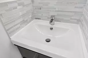 3600 Keswick Rd, Baltimore, MD 21211 - Photo 9