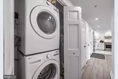 250 President Street #211, Baltimore, MD 21202 - Photo 19