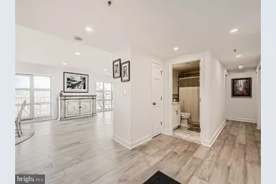 250 President Street #211, Baltimore, MD 21202 - Photo 41