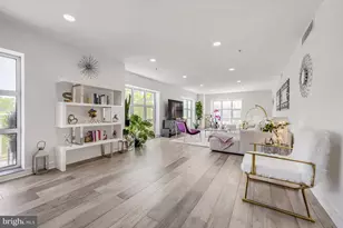 250 President St, Baltimore, MD 21202 - Photo 3