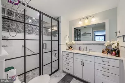 250 President Street #211, Baltimore, MD 21202 - Photo 17