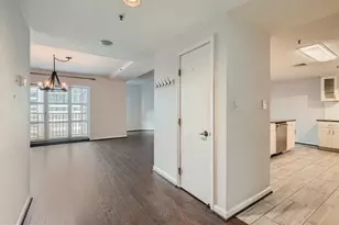 250 President St, Baltimore, MD 21202 - Photo 3