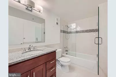 250 President Street #404, Baltimore, MD 21202 - Photo 11