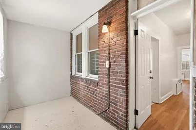 821 Pontiac, Baltimore, MD 21225 - Photo 5