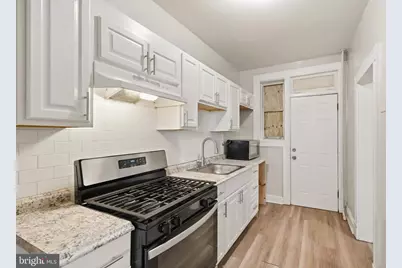 821 Pontiac, Baltimore, MD 21225 - Photo 7