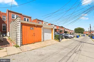 4005 Woodridge Rd, Baltimore, MD 21229 - Photo 19