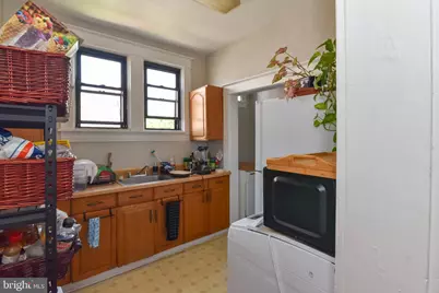 2111 Park Avenue, Baltimore, MD 21217 - Photo 37