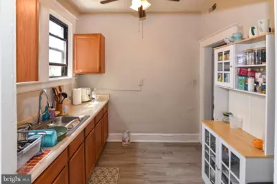 2111 Park Avenue, Baltimore, MD 21217 - Photo 19