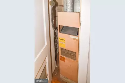 2111 Park Avenue, Baltimore, MD 21217 - Photo 23