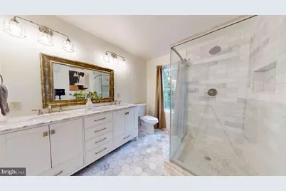 2431 Calvert Street N, Baltimore, MD 21218 - Photo 17