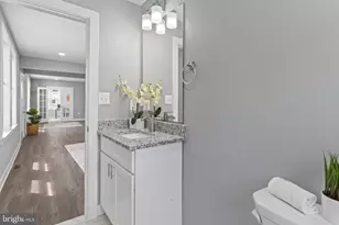5728 Clover Rd, Baltimore, MD 21215 - Photo 15