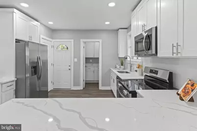 5728 Clover Road, Baltimore, MD 21215 - Photo 11