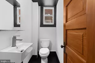 2922 Guilford Ave, Baltimore, MD 21218 - Photo 7