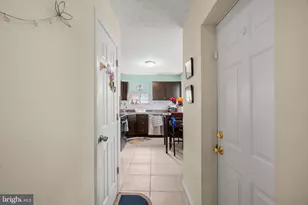 701 S Clinton St, Baltimore, MD 21224 - Photo 11